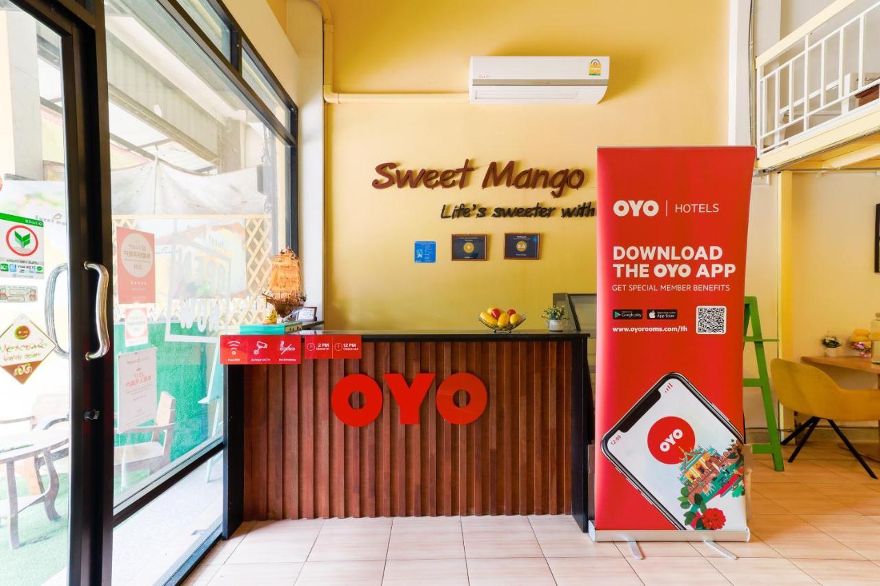 Oyo 743 Sweet Mango Cafe And Hostel Csiangmaj Kültér fotó